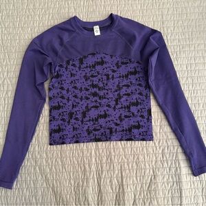 Zella Purple and Black Patterned Cropped Long Sleeve Athletic Top